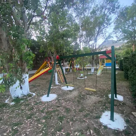 אתר קמפינג Happy Camp Mobilehomes In Apollonia פלאקיאס