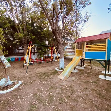 Happy Camp Mobilehomes In Apollonia Camping *