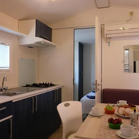 Camping Happy Camp Mobilehomes In Apollonia *