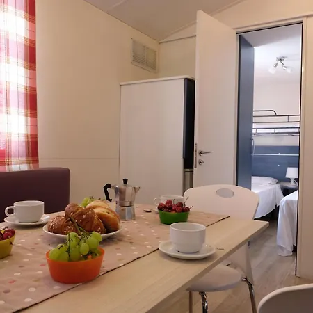 Camping Happy Camp Mobilehomes In Apollonia