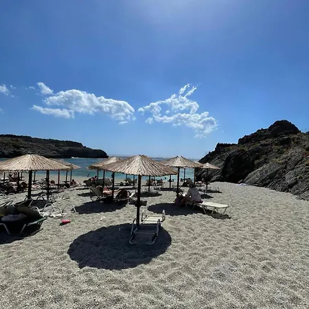 Happy Camp Mobilehomes In Apollonia *